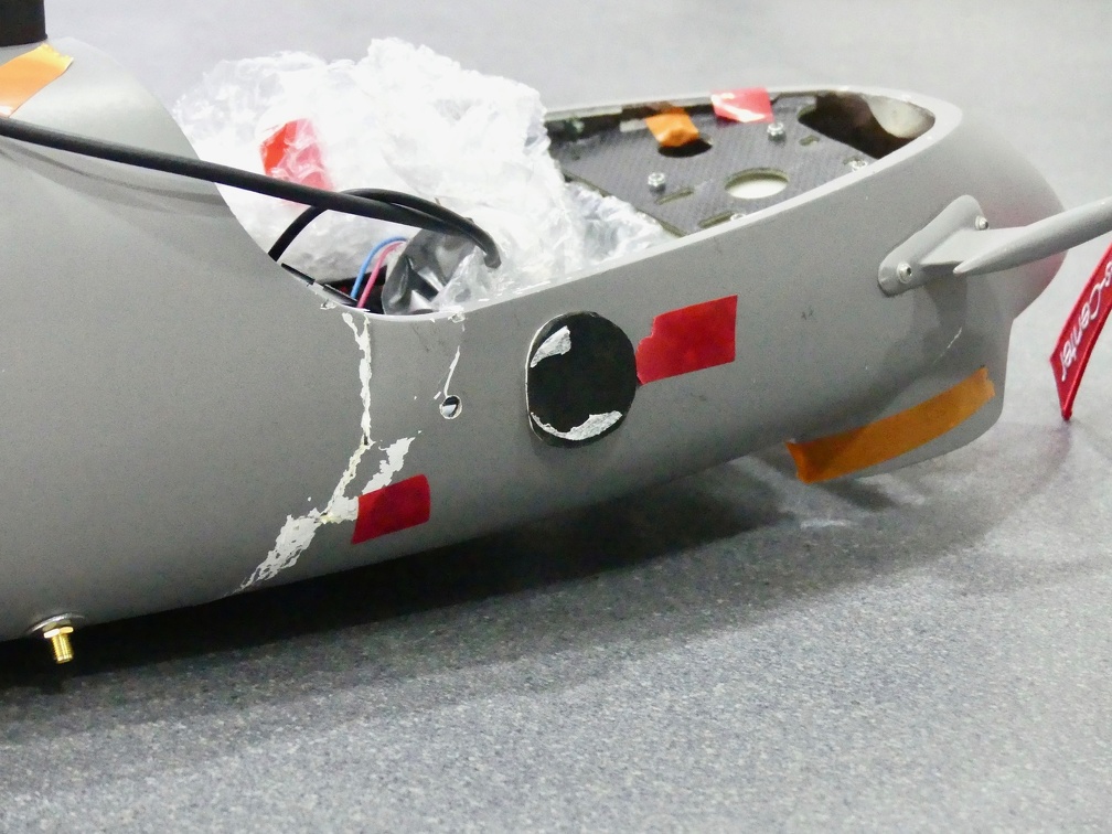 Réparation drône carbone 