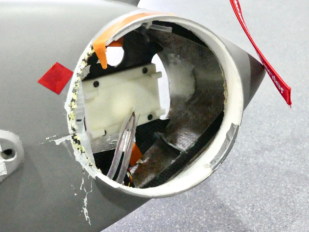 Réparation drône carbone 