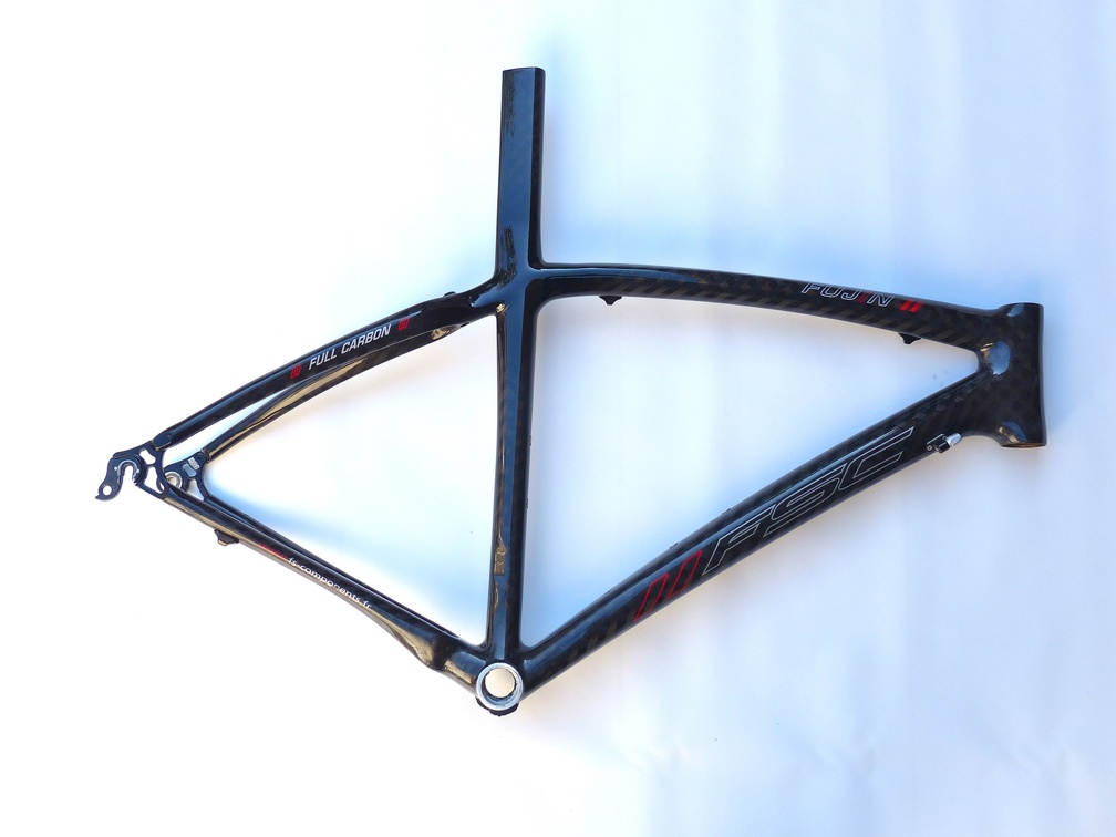 Arrachement tige de selle